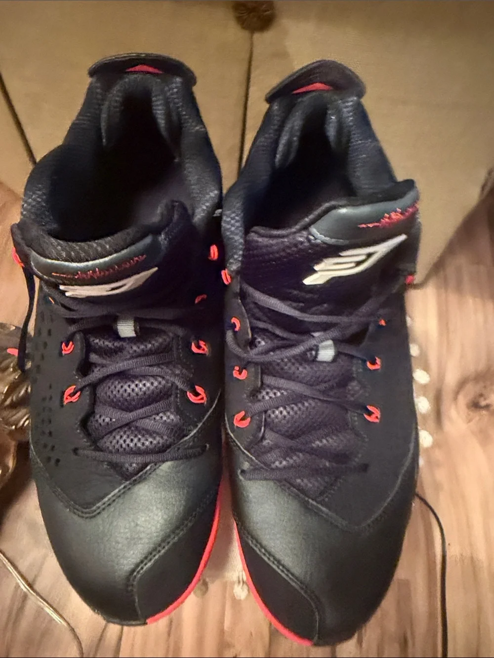 Jordan Men's Black and Red Basketball Sneakers